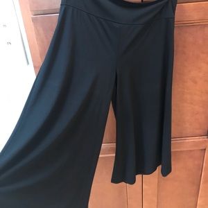 Black gaucho capris, silky material